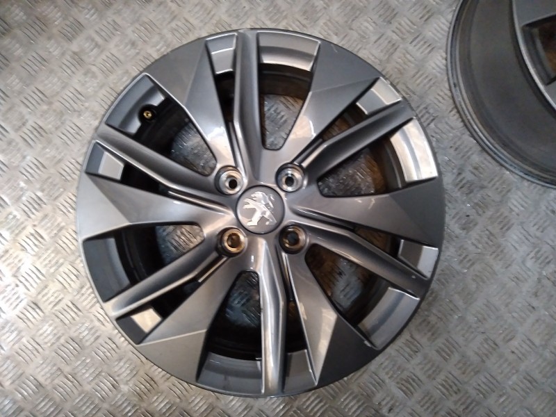Recambio de juego llantas aluminio para peugeot 208 (p2) e-allure pack referencia OEM IAM 6.5X16 4 TORN ET32 ALUMINIO ROZADAS