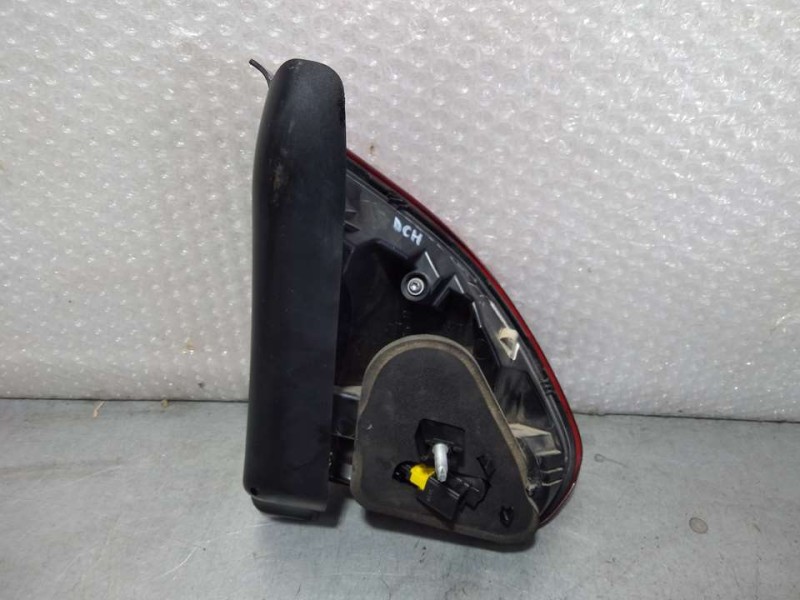 Recambio de piloto trasero derecho para peugeot 2008 (--.2013) style referencia OEM IAM 9814757280  INTERIOR