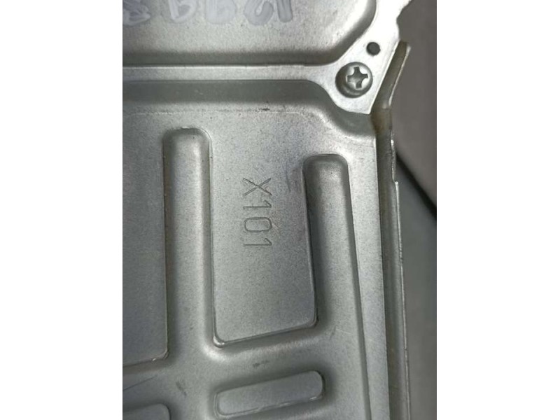 Recambio de motor limpia trasero para ssangyong tivoli referencia OEM IAM X101  