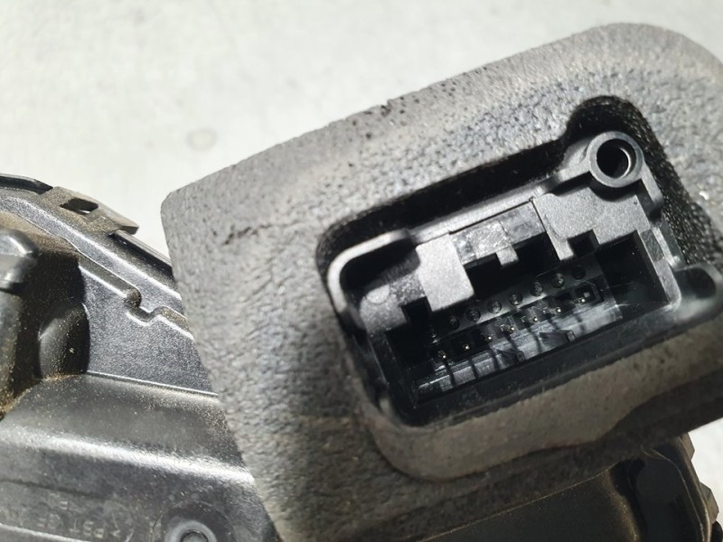 Recambio de cerradura puerta delantera derecha para volkswagen polo advance referencia OEM IAM B6A5TB837016A  7 PINES