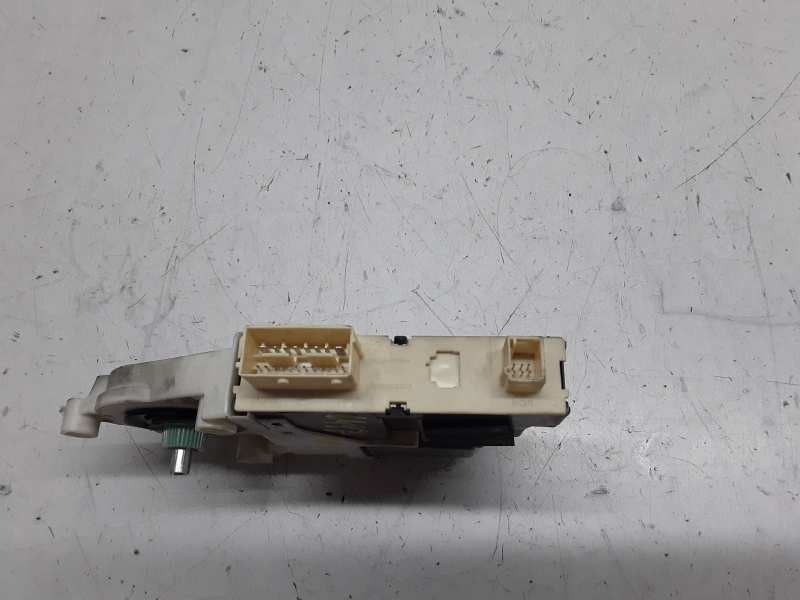 Recambio de motor elevalunas delantero derecho para citroën c4 berlina 1.6 16v hdi referencia OEM IAM 9647441380  9647441380