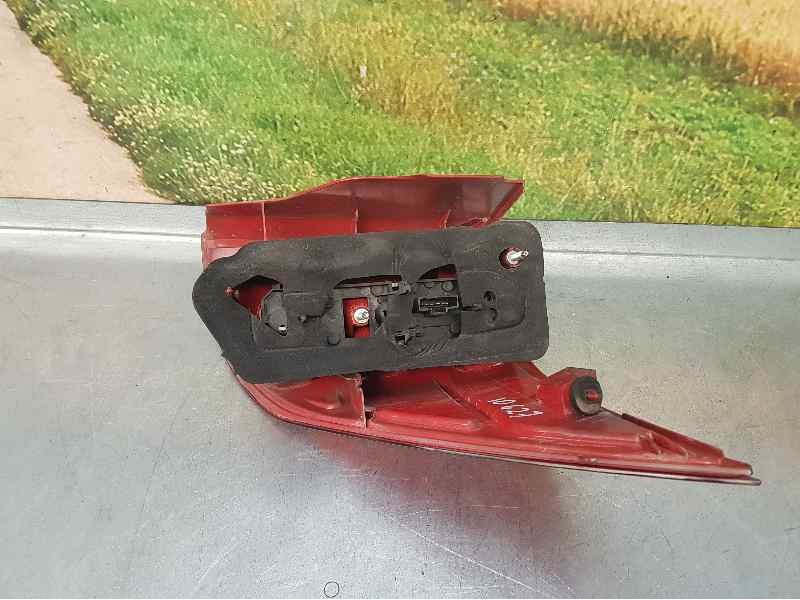 Recambio de piloto trasero izquierdo para peugeot 1007 dolce referencia OEM IAM 6350V5 89037228 VALEO