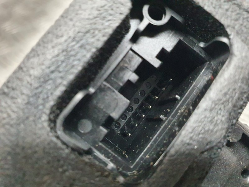 Recambio de cerradura puerta trasera derecha para volkswagen polo advance referencia OEM IAM A6E5TA839016E  7 PINES