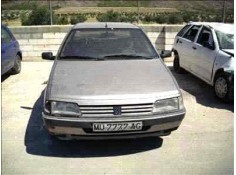 PEUGEOT 405 BERLINA