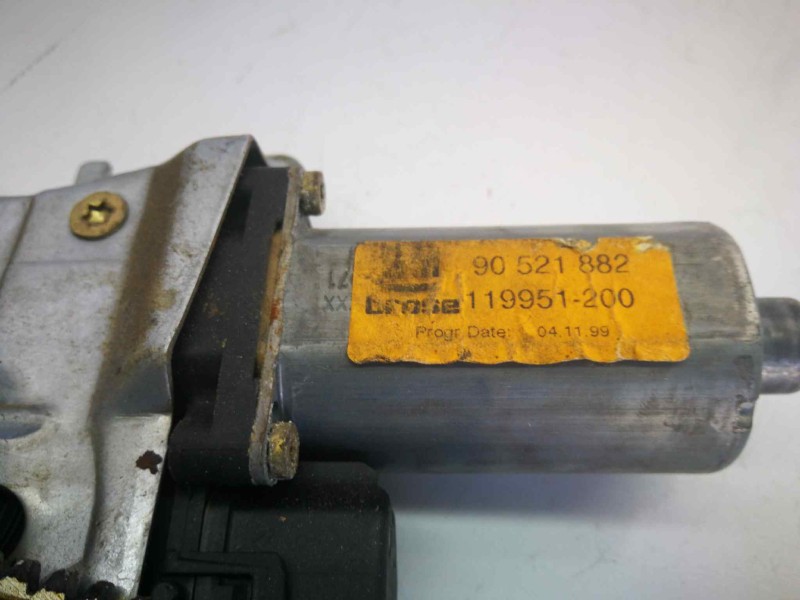 Recambio de elevalunas delantero izquierdo para opel astra g berlina 1.7 16v cdti cat (z 17 dtl / lrb) referencia OEM IAM 905218