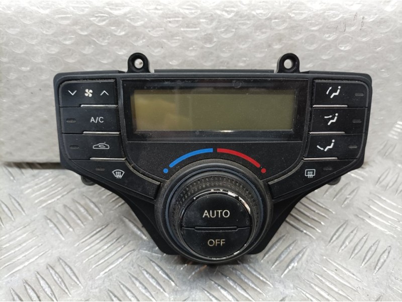 Recambio de mando climatizador para hyundai i30 classic referencia OEM IAM 972502R10  TOCADO