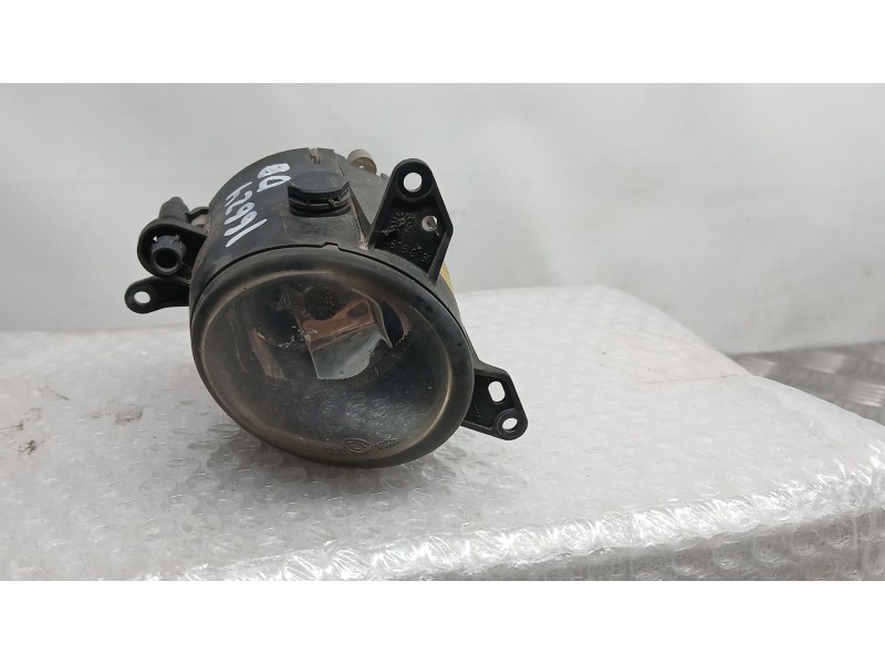 Recambio de faro antiniebla derecho para mitsubishi colt vi (z3_a, z2_a) 1.5 di-d (z39a) referencia OEM IAM MR957362 al 03050690