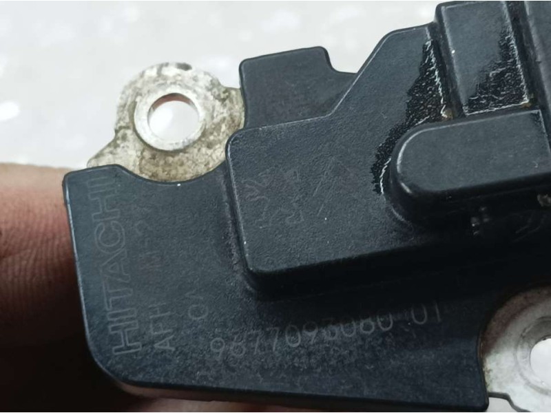 Recambio de caudalimetro para citroën c3 feel referencia OEM IAM 9677093080  HITACHI