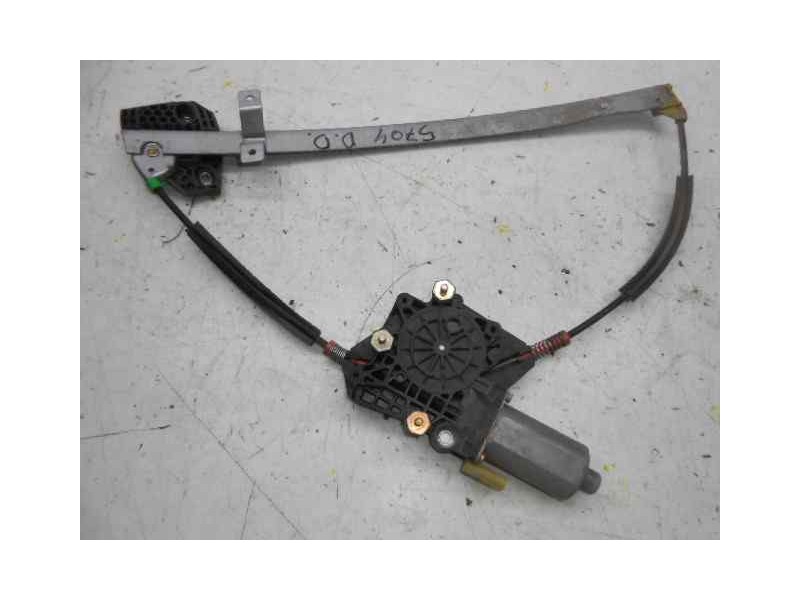 Recambio de elevalunas delantero derecho para ford fiesta berlina básico referencia OEM IAM 1074290  ELECTRICO