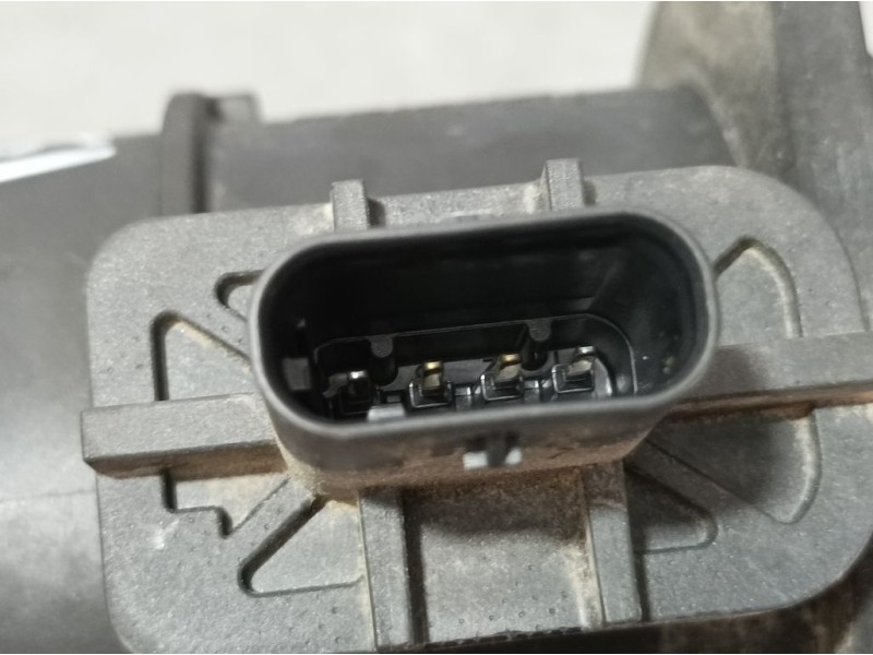 Recambio de caudalimetro para hyundai i20 klass referencia OEM IAM 281642J600 9021060004 KEFICO