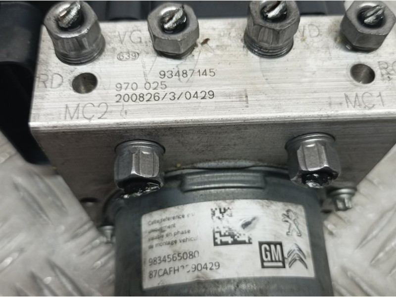 Recambio de abs para citroën c3 aircross puretech referencia OEM IAM 93487145 970025 