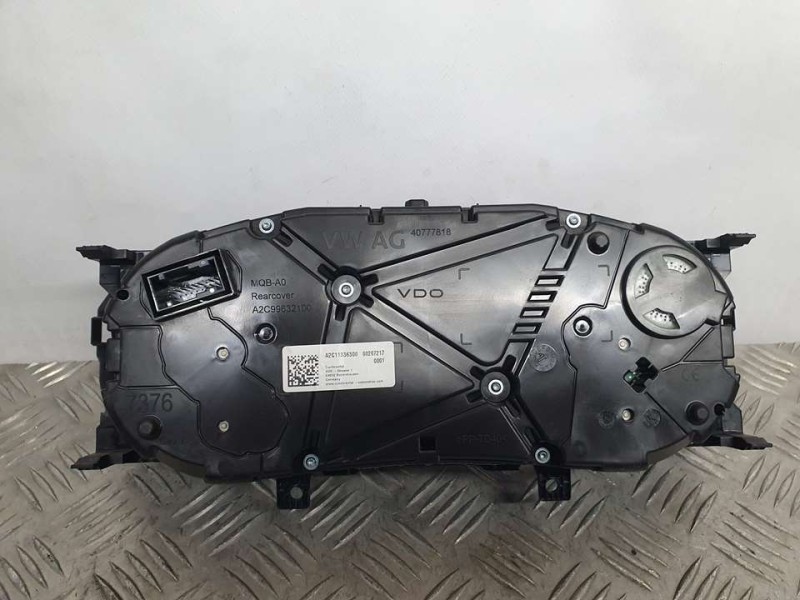 Recambio de cuadro instrumentos para volkswagen polo advance referencia OEM IAM 2G0920740A A2C11336300 CONTINENTAL