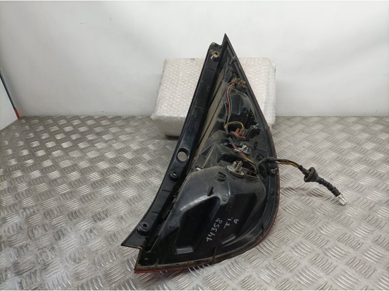 Recambio de piloto trasero izquierdo para hyundai i30 classic referencia OEM IAM 924012R0  ROZADO