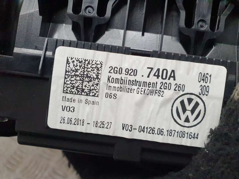 Recambio de cuadro instrumentos para volkswagen polo advance referencia OEM IAM 2G0920740A A2C11336300 CONTINENTAL