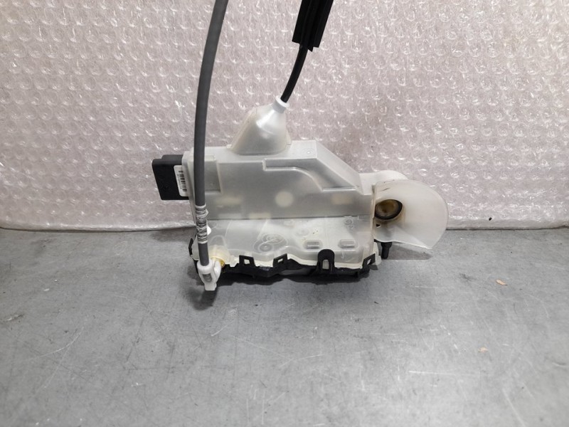 Recambio de cerradura puerta delantera izquierda para citroën c3 aircross puretech referencia OEM IAM 266782  