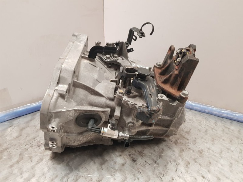 Recambio de caja cambios para kia pro_cee´d ( ) gt referencia OEM IAM WEW6L 208829 6VELOCIDADES