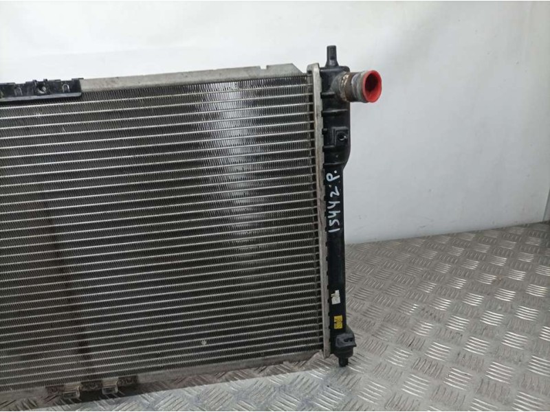 Recambio de radiador agua para daewoo nubira berlina sx referencia OEM IAM 96273596  