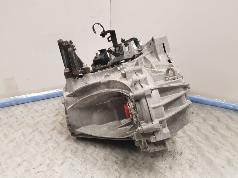 Recambio de caja cambios para kia pro_cee´d ( ) gt referencia OEM IAM WEW6L 208829 6VELOCIDADES