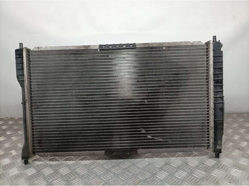 Recambio de radiador agua para daewoo nubira berlina sx referencia OEM IAM 96273596  