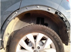 PLASTICO PASE RUEDA TRAS. IZQ. 767493736R 