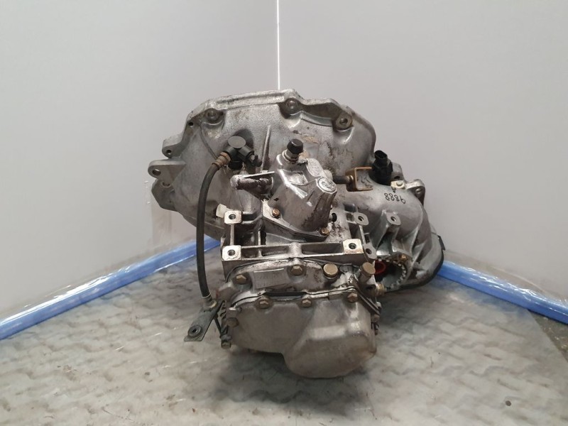 Recambio de caja cambios para daewoo lacetti se referencia OEM IAM BMC372 DUOO8448 5VELOCIDADES