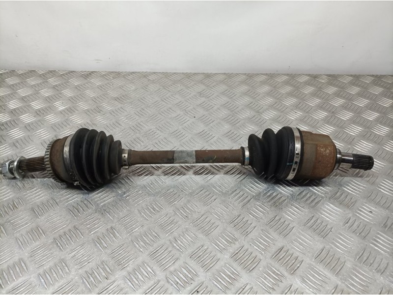 Recambio de transmision delantera izquierda para hyundai i30 classic referencia OEM IAM 495012L211  