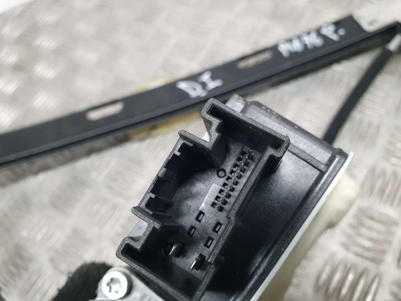 Recambio de elevalunas delantero izquierdo para volkswagen polo advance referencia OEM IAM 2G4837461B  ELECTRICO 11 PINES