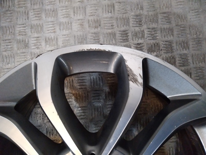 Recambio de juego llantas aluminio para mercedes-benz clase c (w205) lim. c 220 bluetec referencia OEM IAM 7X17 5 TORN ET48.5 AL