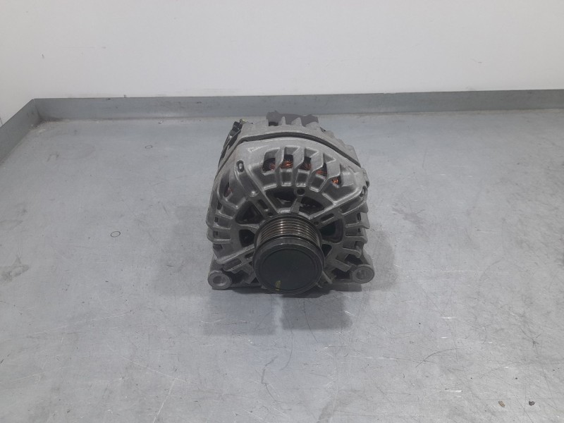 Recambio de alternador para peugeot 2008 (--.2013) allure referencia OEM IAM 9810525380 VALEO TG15S218