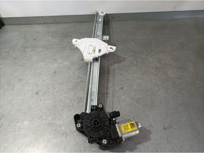 Recambio de elevalunas delantero derecho para hyundai i20 klass referencia OEM IAM 82460Q0000 11300416300011 ELECTRICO 2 PINS DY