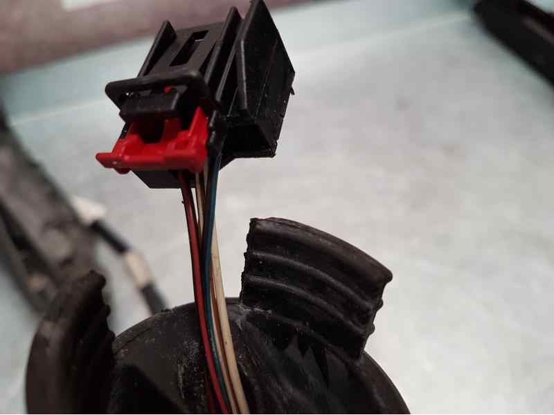 Recambio de retrovisor derecho para audi a3 (8p) 1.6 ambiente referencia OEM IAM  5 CABLES ELECTRICO