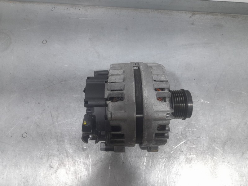 Recambio de alternador para peugeot 2008 (--.2013) allure referencia OEM IAM 9810525380 VALEO TG15S218