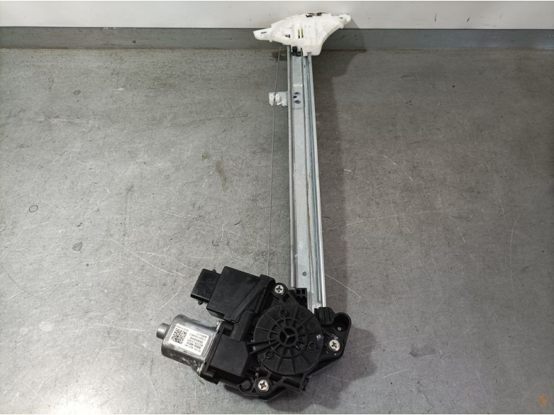Recambio de elevalunas delantero izquierdo para hyundai i20 klass referencia OEM IAM 82450Q0010 11300411650411 ELECTRICO DY AUTO