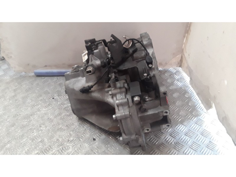 Recambio de caja cambios para hyundai i30 (fd) 1.6 crdi referencia OEM IAM s71767 5 VELOCIDADES 508145 4300023360