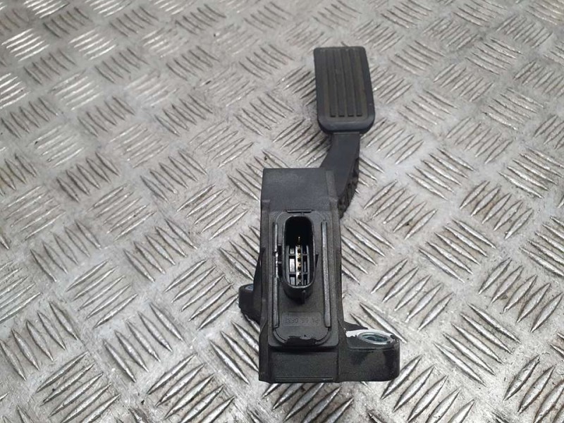 Recambio de potenciometro pedal para toyota yaris active referencia OEM IAM 781100D010 50959469978 