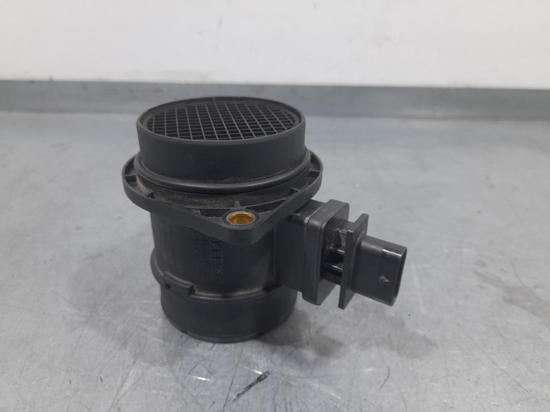 Recambio de caudalimetro para hyundai i30 (fd) 1.6 crdi referencia OEM IAM 281642A401 9220930004 KEFICO