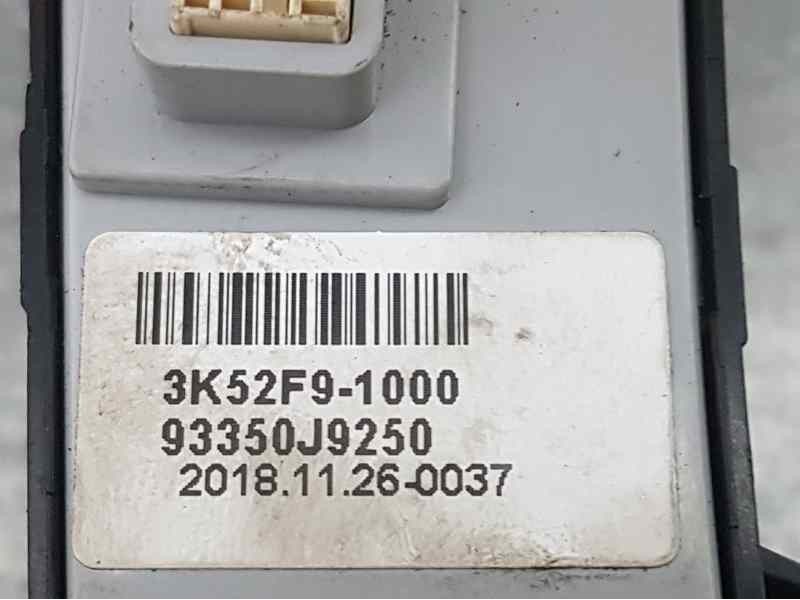 Recambio de mando multifuncion para hyundai kona style 4wd referencia OEM IAM 93350J9250 3K52F91000 