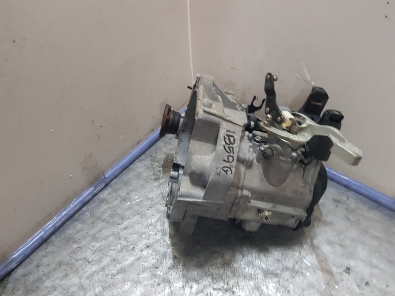 Recambio de caja cambios para seat ibiza (6l1) cool referencia OEM IAM GDL 22052 5VELOCIDADES