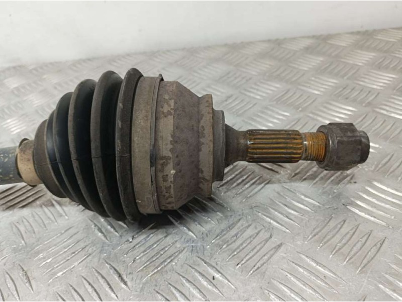 Recambio de transmision delantera derecha para citroën c3 feel referencia OEM IAM 9801048680  