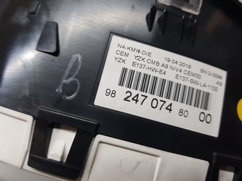 Recambio de cuadro instrumentos para peugeot 2008 (--.2013) allure referencia OEM IAM 9824707480  