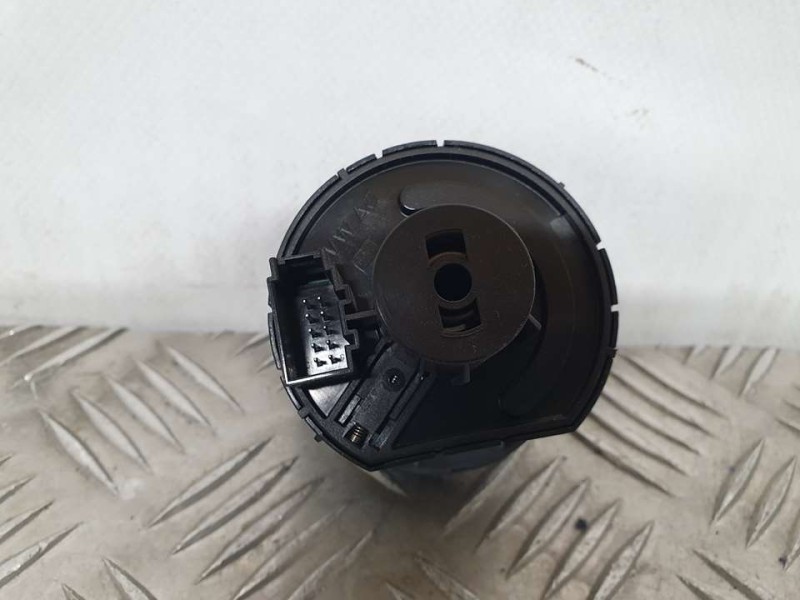 Recambio de mando luces para volkswagen polo advance referencia OEM IAM 5G0941431S 10095081 