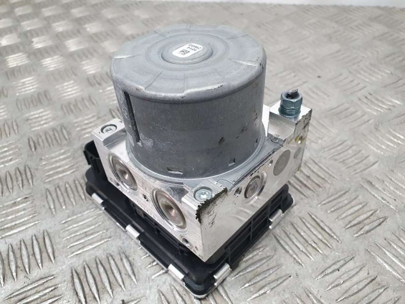 Recambio de abs para bmw serie 1 lim. (f40) 118d m sport referencia OEM IAM 5A0A84301 10022020694 ATE