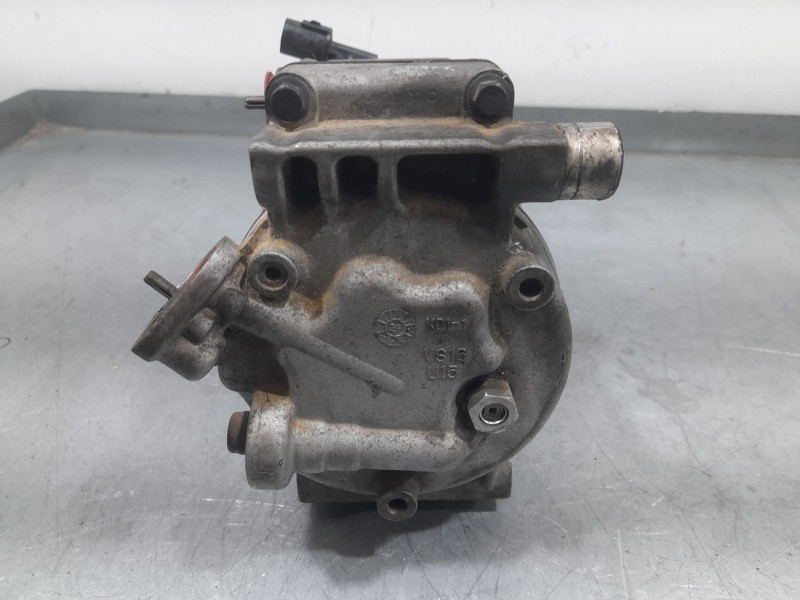 Recambio de compresor aire acondicionado para hyundai i30 (fd) 1.6 crdi referencia OEM IAM F500AN6CA06 VS16N HCC