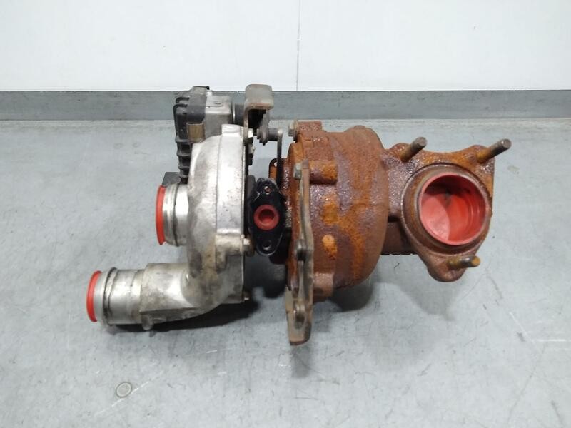Recambio de turbocompresor para ford focus lim. (cb4) trend referencia OEM IAM 7G9Q6k682  