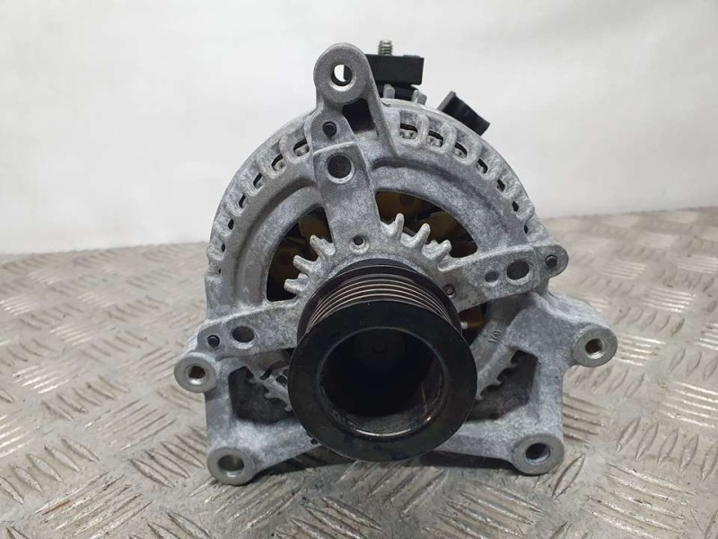 Recambio de alternador para bmw serie 1 lim. (f40) 118d m sport referencia OEM IAM 8680374 TN1042119870 DENSO