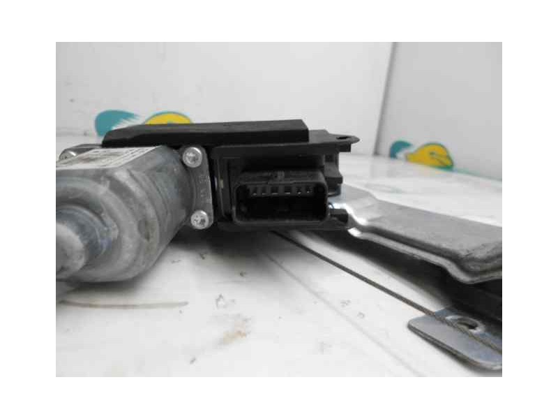 Recambio de elevalunas delantero derecho para peugeot 308 sport referencia OEM IAM   6 PINS