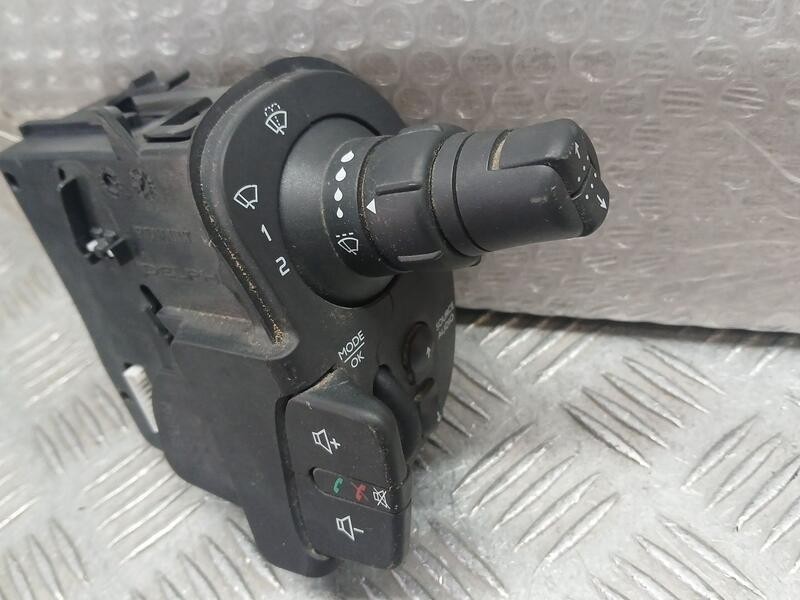 Recambio de mando limpia para renault kangoo express referencia OEM IAM 28474728451  