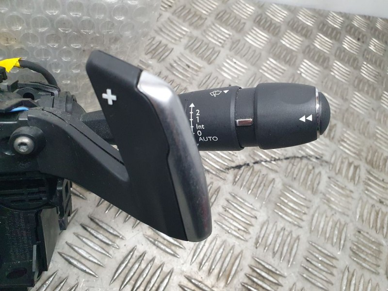 Recambio de mando luces y limpia para peugeot 508 gt line referencia OEM IAM 98312600ZD  