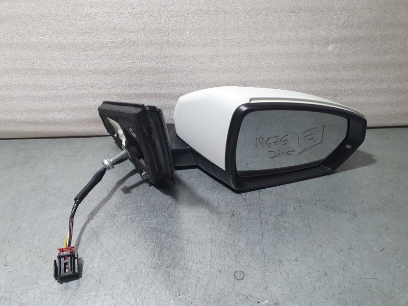 Recambio de retrovisor derecho para volkswagen polo advance referencia OEM IAM SIN REF  ELECTRICO 6 CABLES