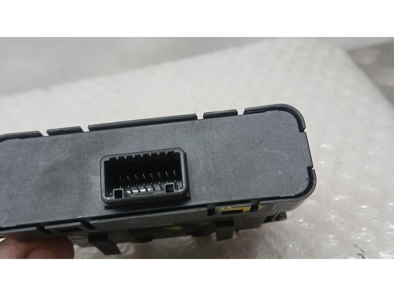 Recambio de modulo electronico para renault express advance referencia OEM IAM 284Y66LA2A  F005V03265
